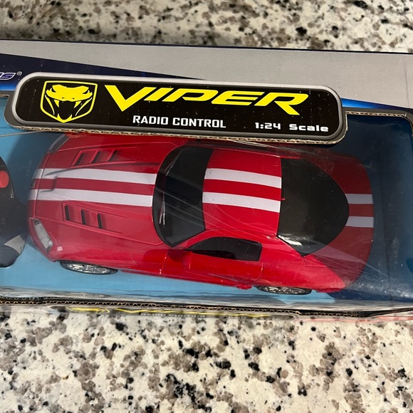 Dodge Viper 2008 Radio control car model - Picture 9 of 11